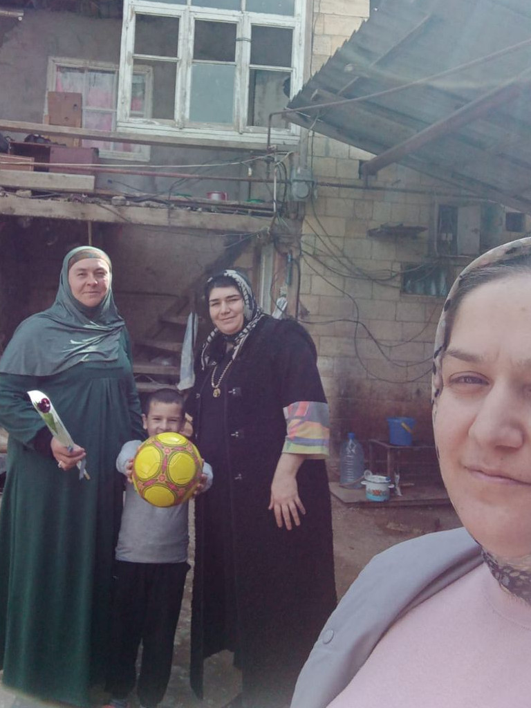 Дети с ОВЗ как и все дети любят подарки и любой праздник для нас повод их порадовать!