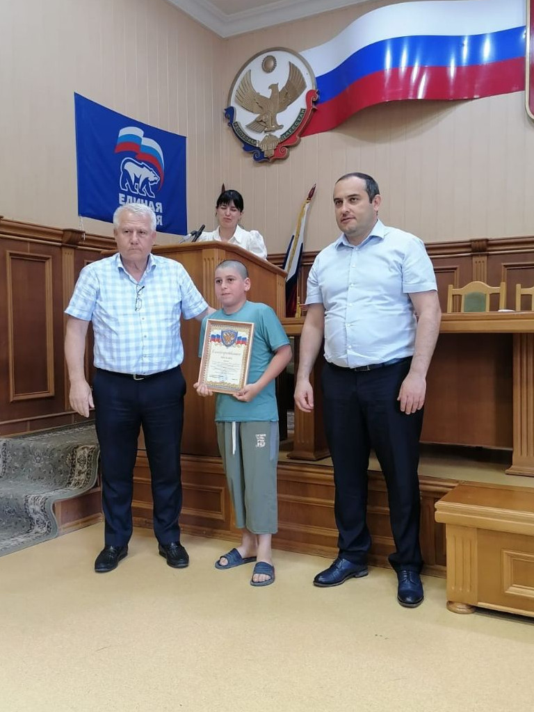 Волонтеров Каякентского района чествовали в Администрации Каякентского района.